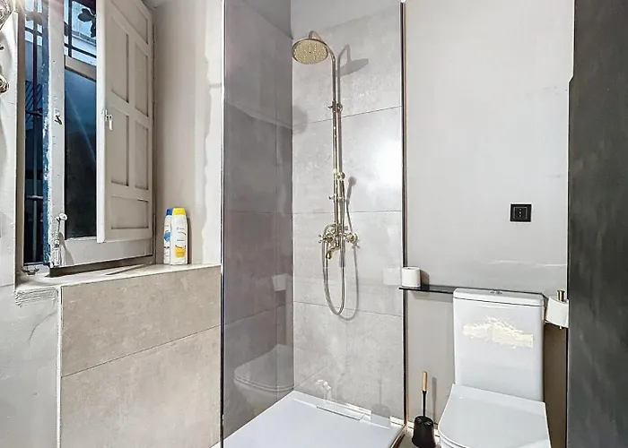 H&h Santa Paula Apartment *